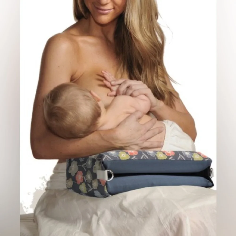 Peek Away‎ Gray Floral Essentials Nursing Pad